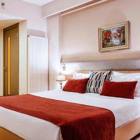 Cheya Besiktas Bosphorus Center & Отель 3*