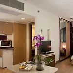 Cheya Besiktas Bosphorus Center & 3*