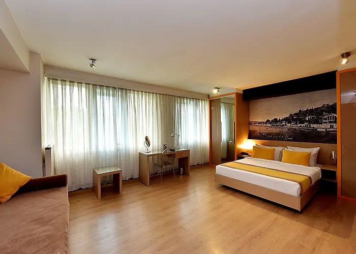 Cheya Besiktas Bosphorus Center & מלון