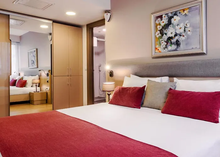 Cheya Besiktas Bosphorus Center &