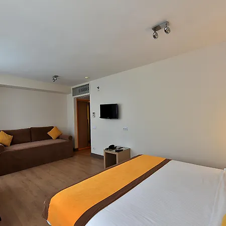 Cheya Besiktas Bosphorus Center & 3* Стамбул