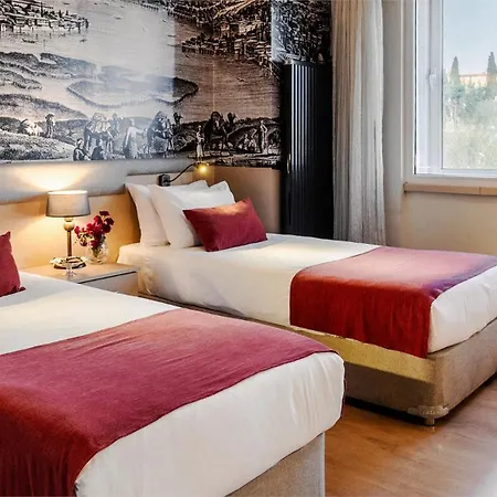 Cheya Besiktas Bosphorus Center &