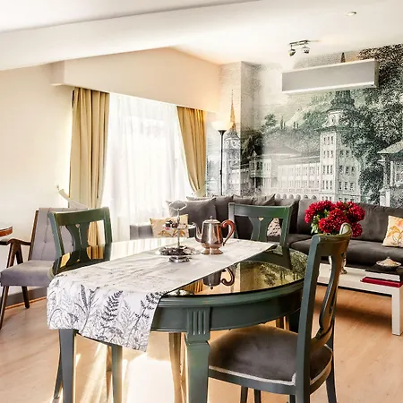 Cheya Besiktas Bosphorus Center &